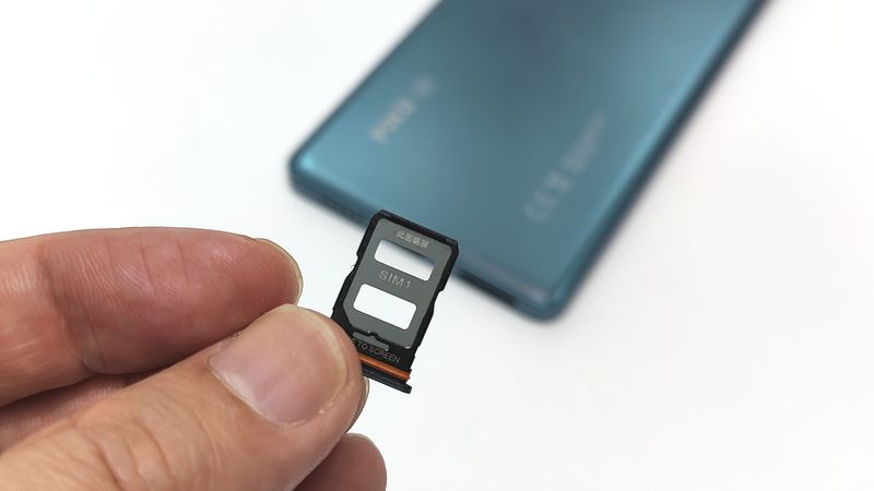 microSDカードに非対応