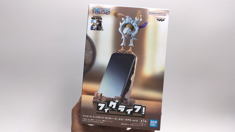 人気キャラのスマホスタンド型フィギュアをクレーンゲームで取ってきてチェック！