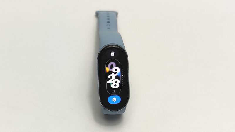 「Xiaomi Smart Band 9」本体で文字盤を変更