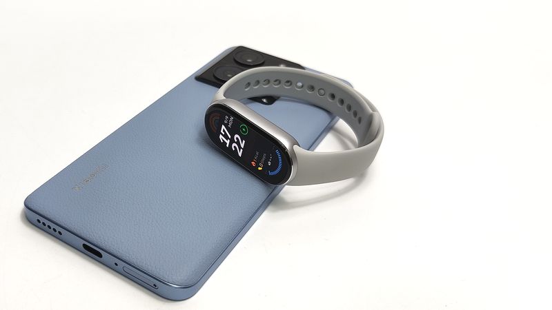 「Xiaomi Smart Band 9」実機を使ってスマホの音楽を再生・操作する方法を紹介！