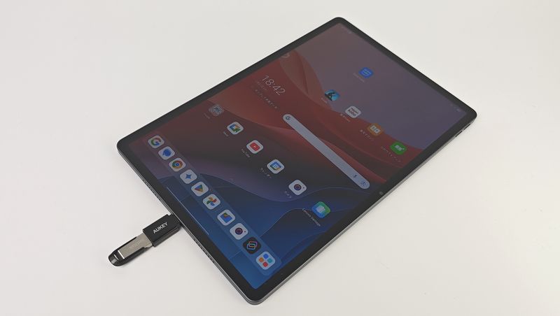 「Lenovo Idea Tab Pro」はUSB OTG対応でUSBメモリを自動認識