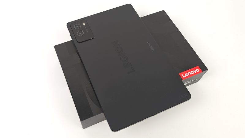 ニーズを捉える！「Lenovo Legion Tab (8.8”, 3)」実機レビュー！