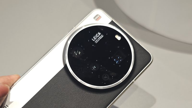「Xiaomi 15 Ultra」はライカ監修カメラ搭載のハイエンドスマホ！