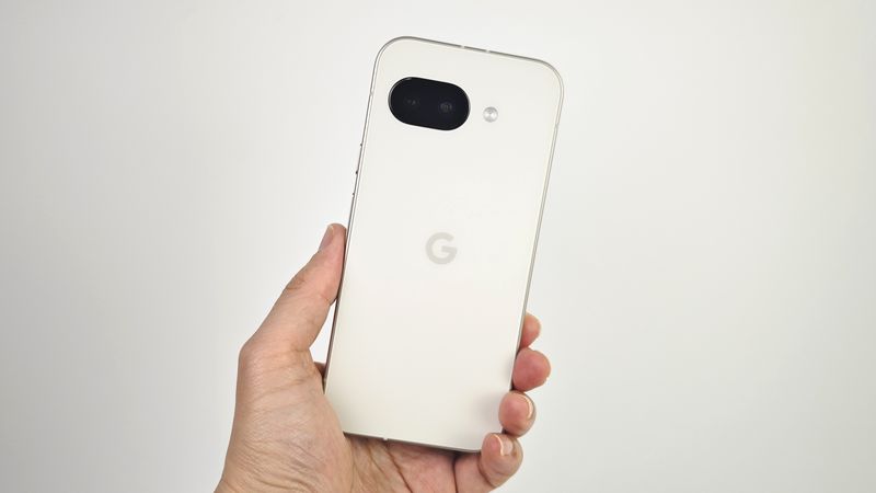 「Google Pixel 9a」実機でAnTuTuベンチマークスコアをチェック！