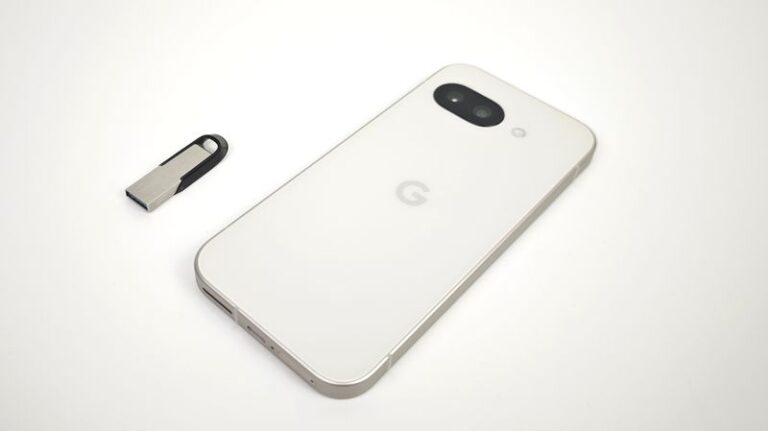 「Google Pixel 9a」実機にUSBメモリを挿してみた！外部ストレージとして使えるかチェック！