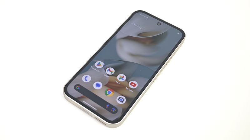 「Google Pixel 9a」の指紋認証センサーはどこ?
