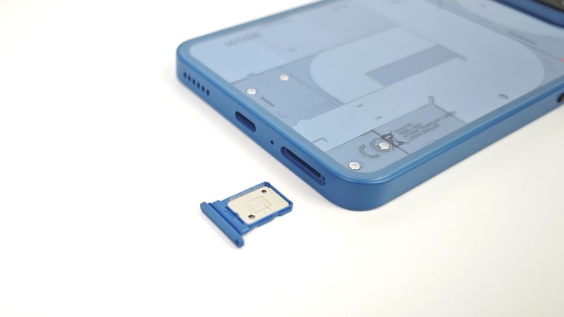 microSDカードは非対応!