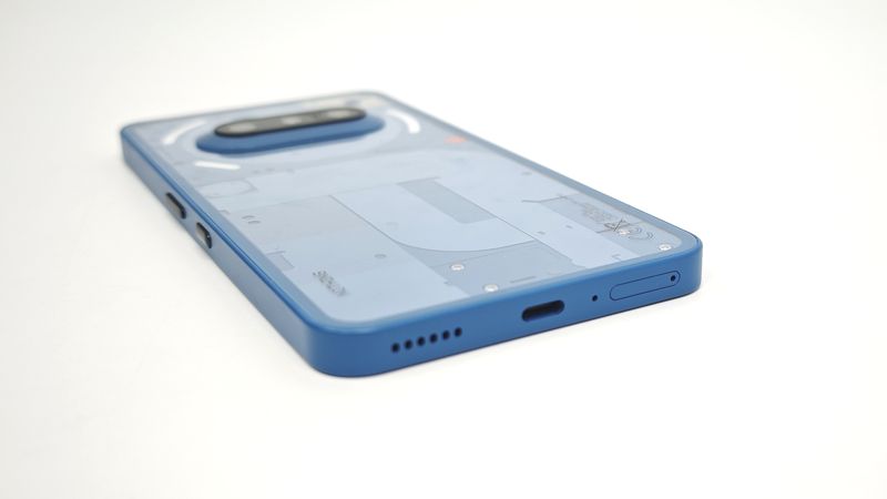 5000mAhバッテリー搭載で電池持ちは良い!