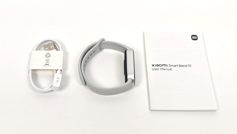 「Xiaomi Smart Band 10」の付属品