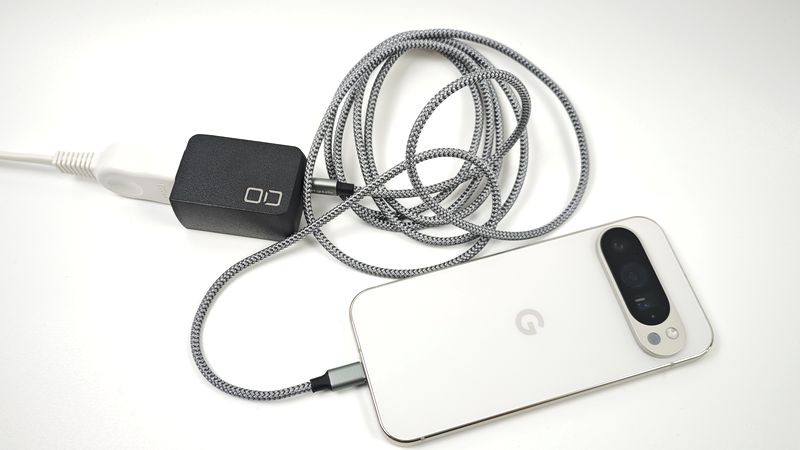 スマホやタブレットも急速充電