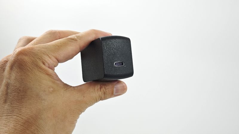 USB-Cを1ポートのみ