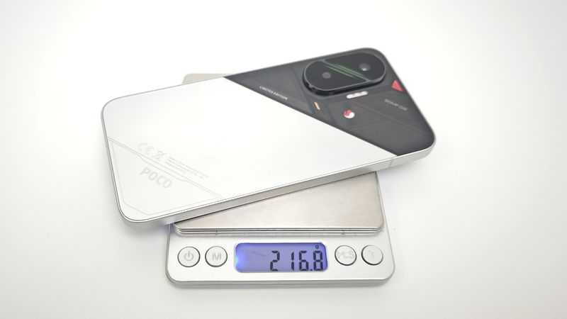 ケース装着前