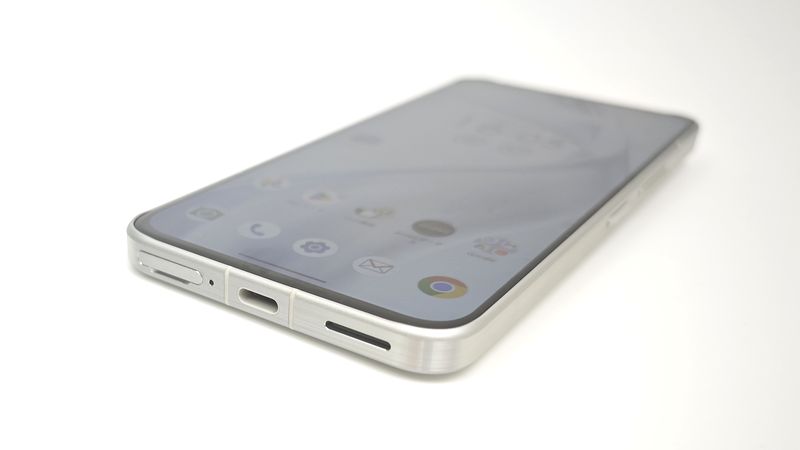 5000mAhバッテリー&90W急速充電対応!