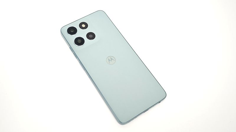 「moto g66j 5G」実機でeSIM対応かチェック!