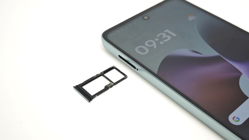 「moto g66j 5G」はnanoSIM+eSIMのデュアルSIMに対応!