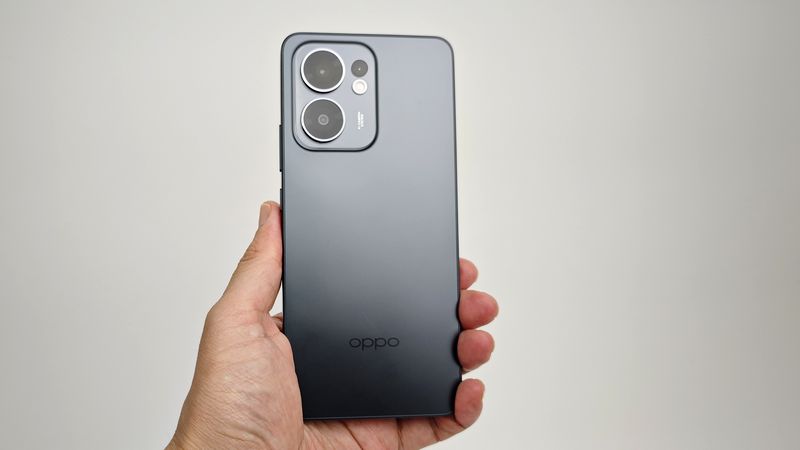 「OPPO Reno13 A」実機レビュー!人気ミドルスペックスマホの新モデル!