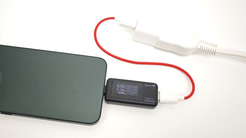 およそ5Wで充電