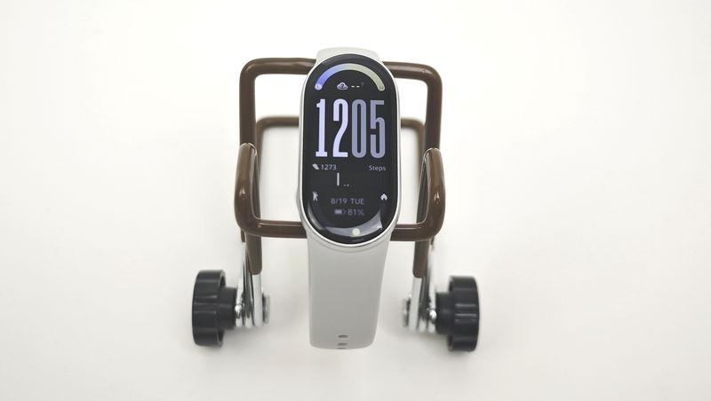 「Xiaomi Smart Band 10」の文字盤を表示