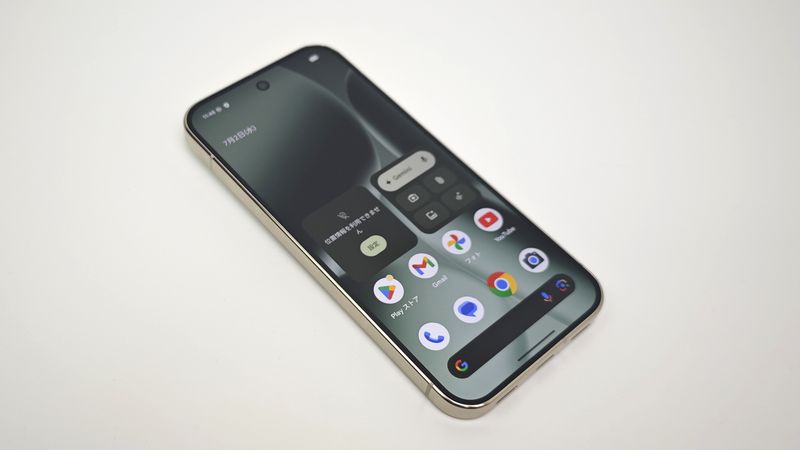フルHD+を上回る高解像度ディスプレイ！解像度変更が可能！