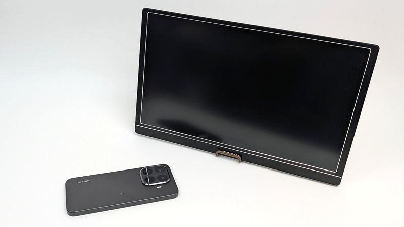 「Xiaomi 15T Pro」とType-Cポート有りのモバイルモニターを接続！