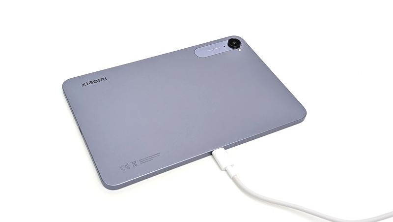 どちらのポートからも充電が可能