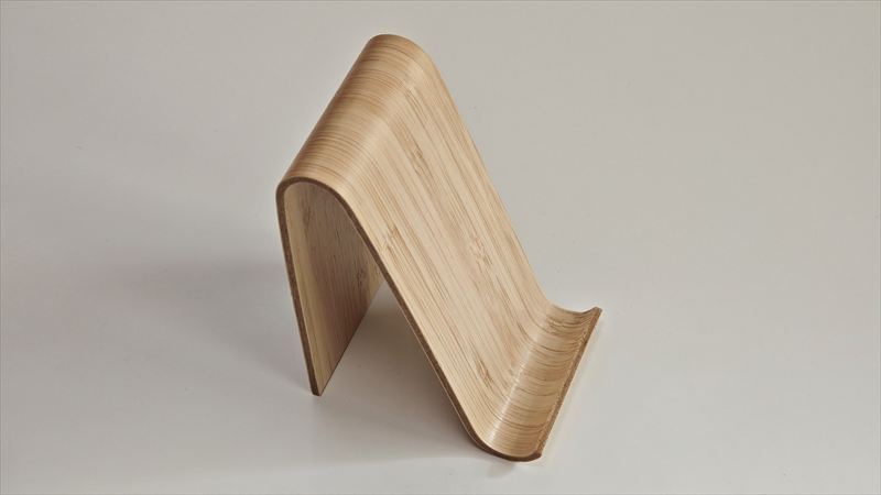 スタンダードプロダクツ「バンブー携帯スタンド」がおしゃれで使いやすい