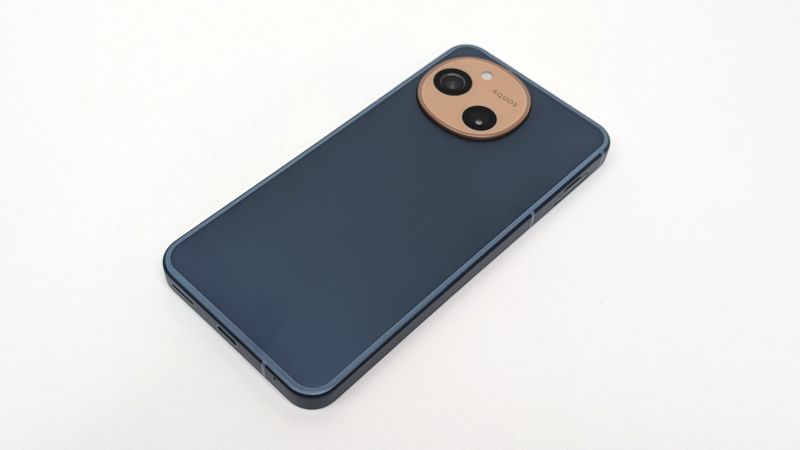 「AQUOS sense10」実機を使ってQRコードを読み取る方法を紹介!