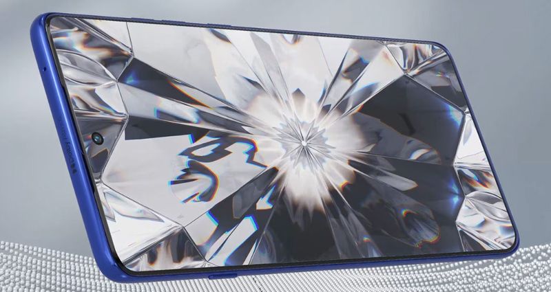 「motorola edge 60 pro」はカメラ充実のミドルハイスペックスマホ！