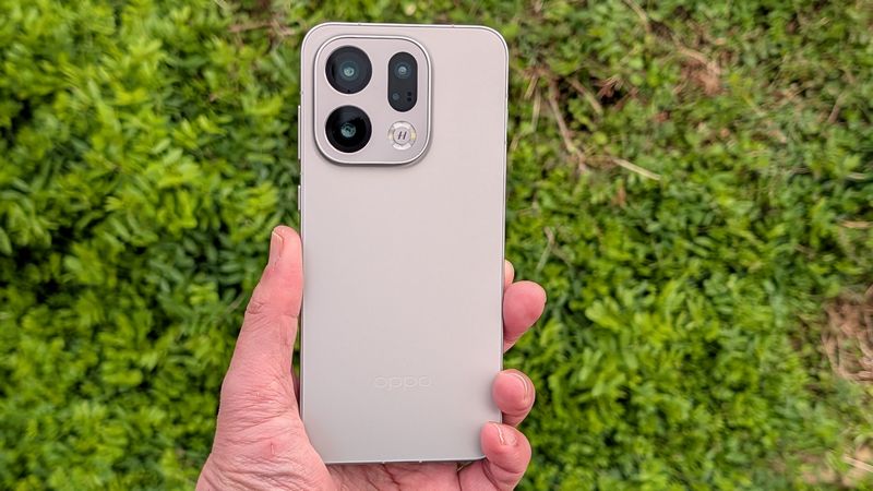 ハッセルブラッド監修カメラ搭載での高い表現力が魅力！