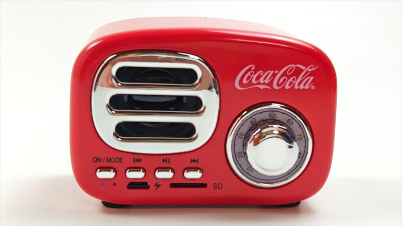 「コカ・コーラBluetoothスピーカー」の特徴と使用感をレビューした内容