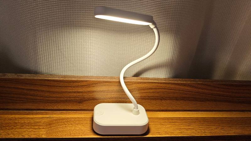 シーンに合わせて使える三段階調光