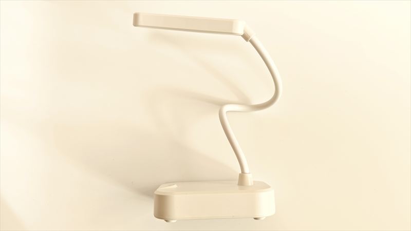 角度調整が自由自在で使いやすい