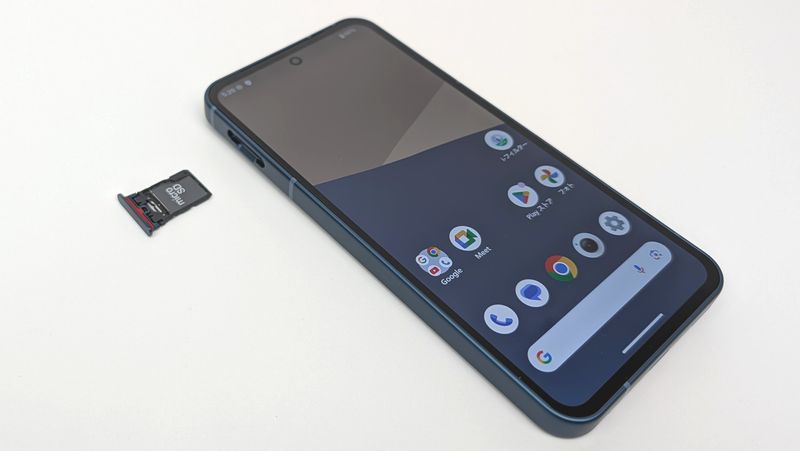 RAMと内部ストレージ容量は物足りなさがあり