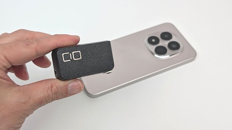 60Wクラスの市販USB PD急速充電器で充電