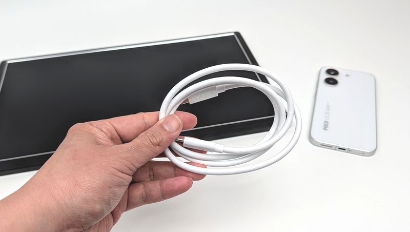 USB-Cケーブルは映像出力対応