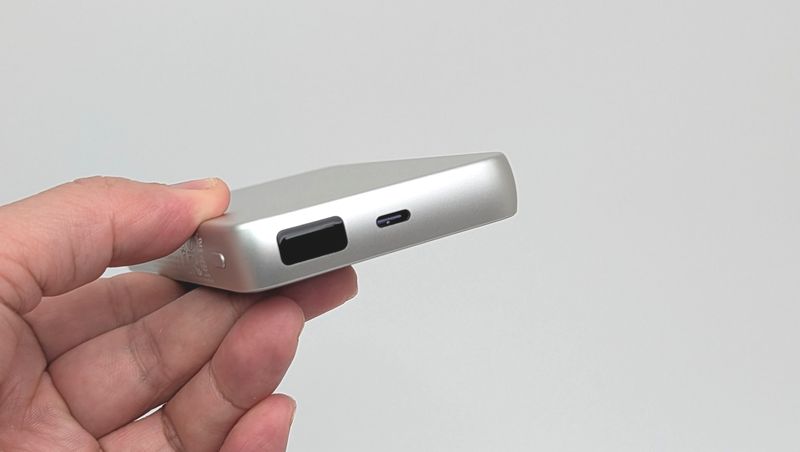 USBポートはType-Cを1ポート