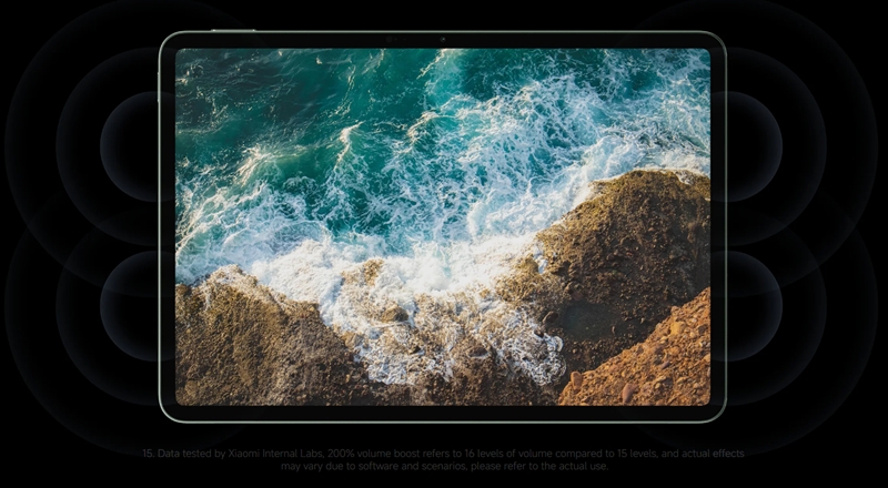 ハイリフレッシュレート対応の11.2インチディスプレイ