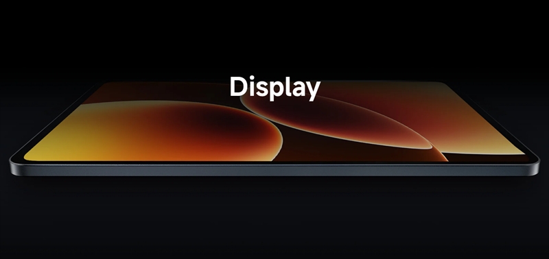 ハイリフレッシュレート対応の11.2インチディスプレイ