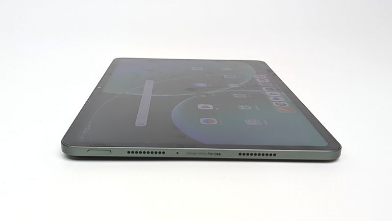 ディスプレイの視野角は十分に広い