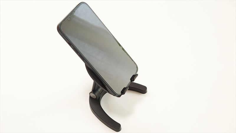 高さ・角度を自由に調整できる