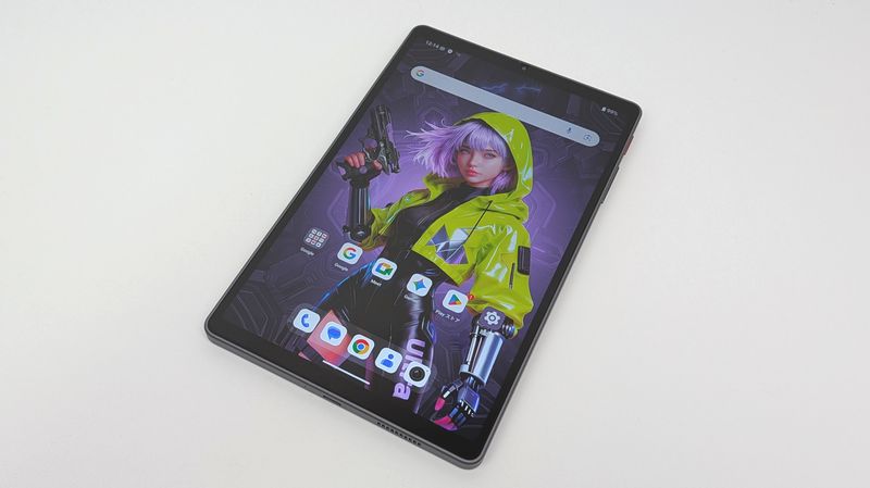 扱いやすいサイズが魅力の8.8インチディスプレイを搭載