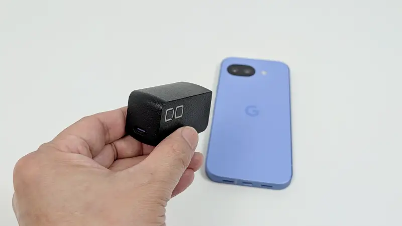 CIOの65W出力対応のUSB PD急速充電器で「Google Pixel 10a」を充電！