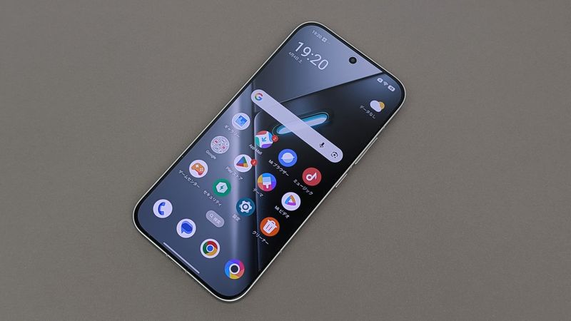 ハイリフレッシュレート対応で滑らかな表示を楽しめる