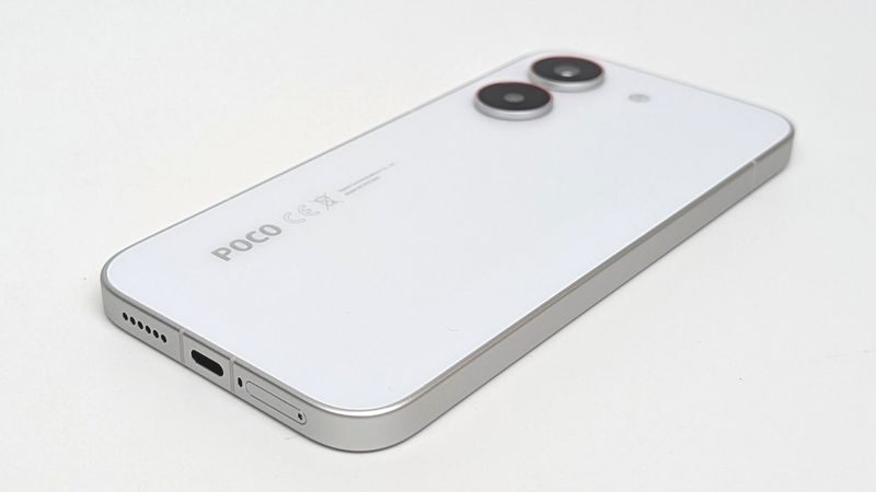 3.5mmイヤホンジャックは非搭載