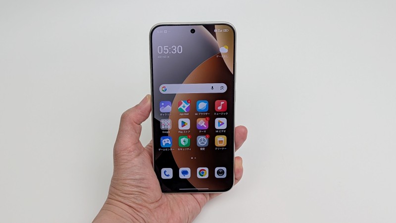 楽天モバイルSIMを挿すだけで設定不要で使えるようになる!