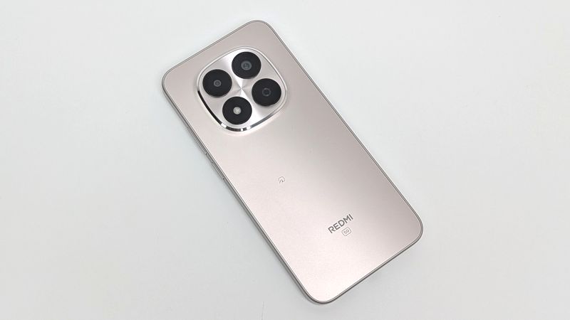 RAM容量とストレージ容量をチェック！microSDは非対応