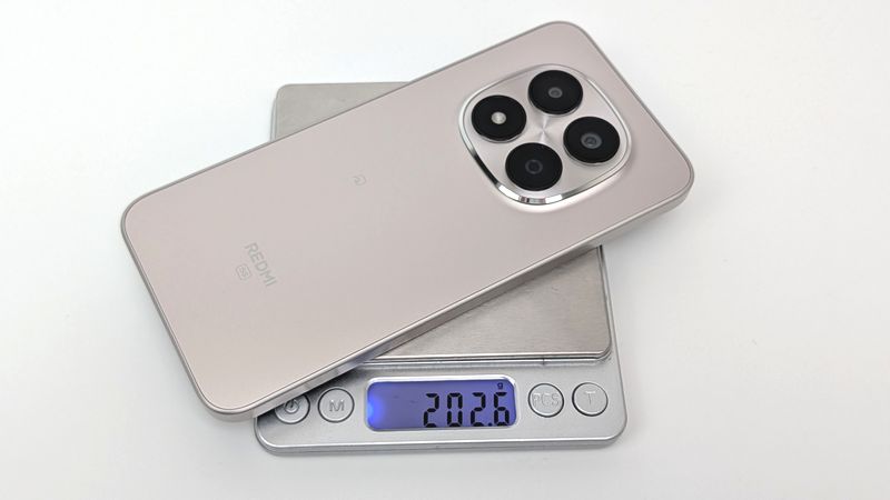 公称重量は約200g