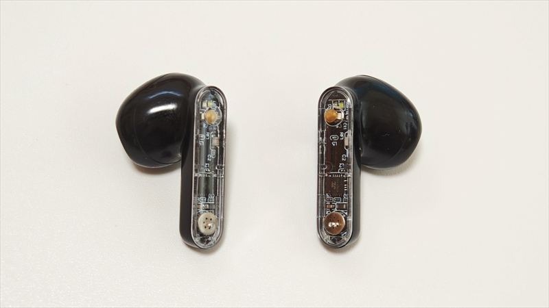 タッチセンサー搭載で快適操作