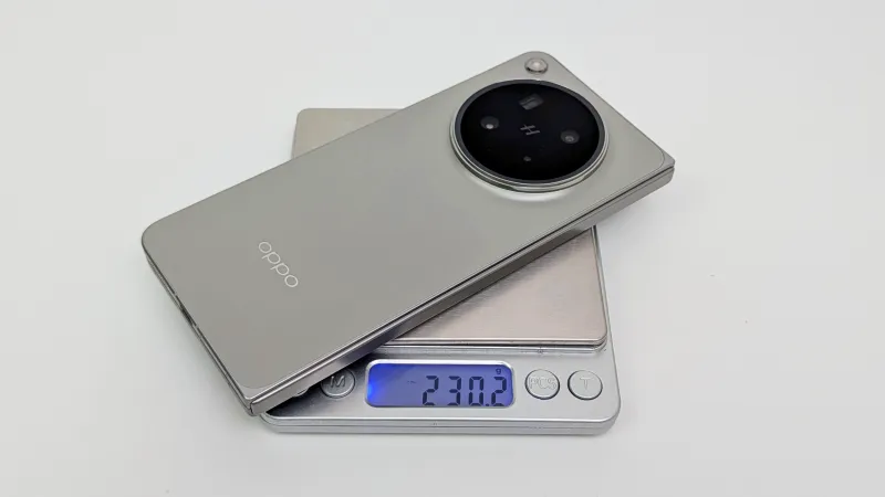 公称ボディ重量は約225g