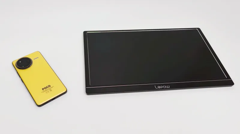 「POCO F7 Ultra」とType-C入力対応のモバイルモニターを接続